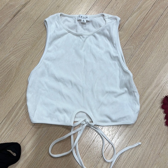 Le lis white crop top - Picture 1 of 1